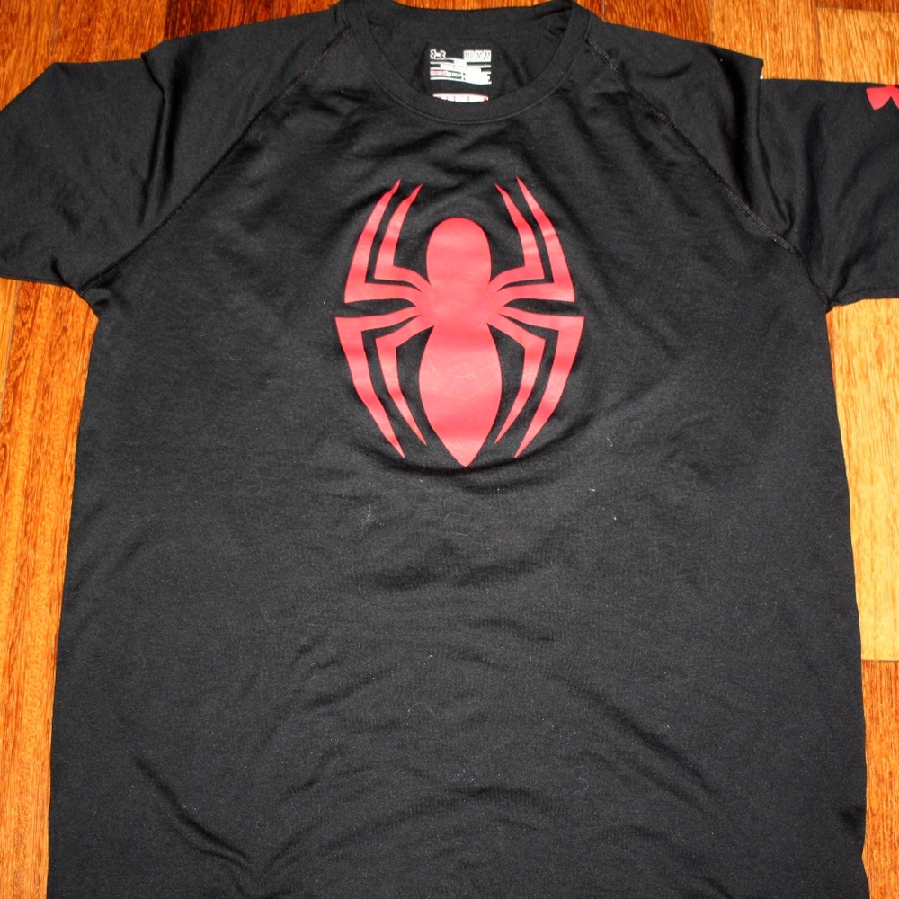 Mens Medium UnderArmor Spiderman Athletic shirt
